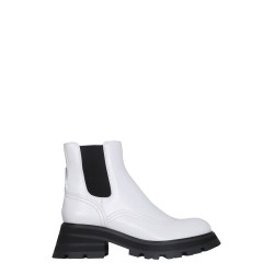 WANDER CHELSEA BOOTS