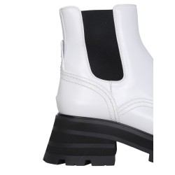 WANDER CHELSEA BOOTS