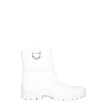 RAIN BOOTS
