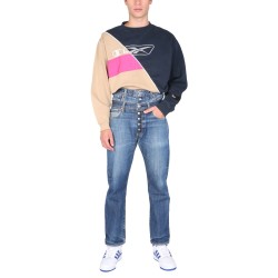 CREW NECK SWEATSHIRT