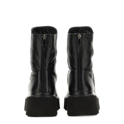 LEATHER BOOT