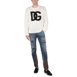 SKINNY FIT JEANS