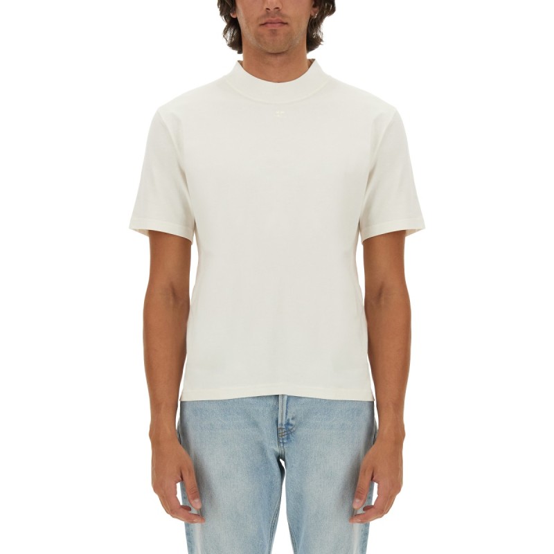 T-SHIRT WITH LOGO
