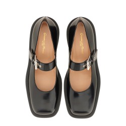 LEATHER SANDAL