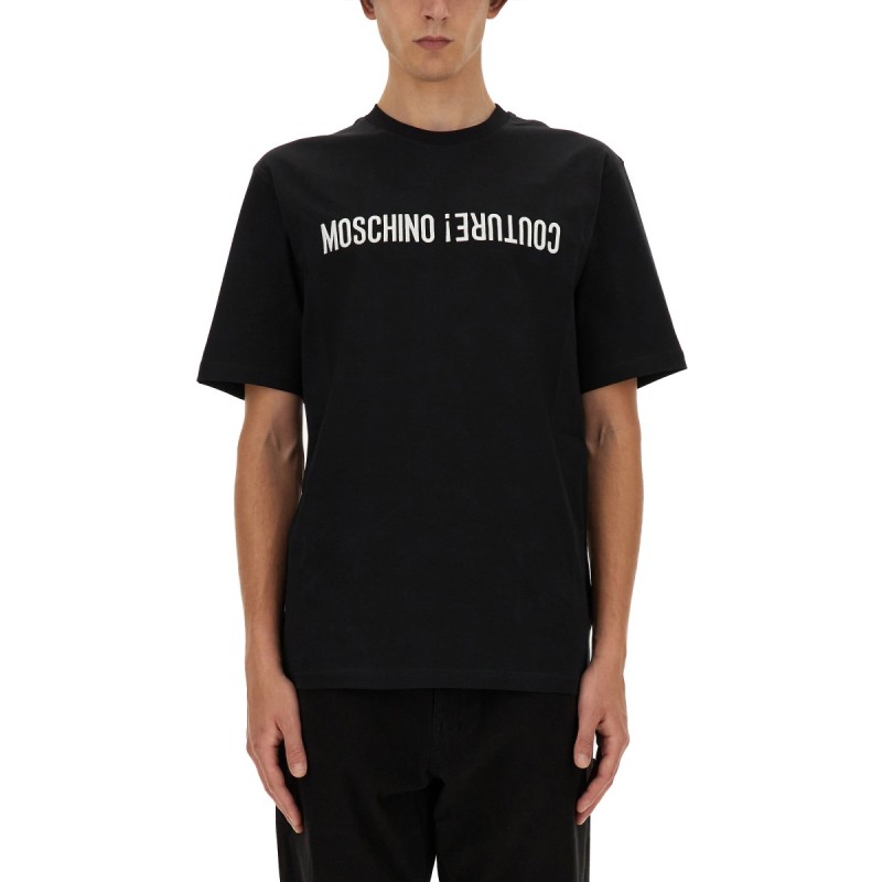 T-SHIRT WITH LOGO