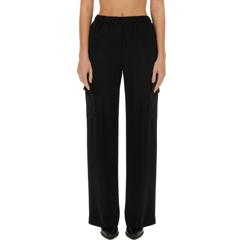 pants with pockets