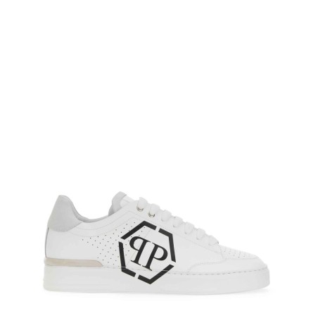 SNEAKER WITH LOGO