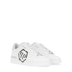 SNEAKER WITH LOGO