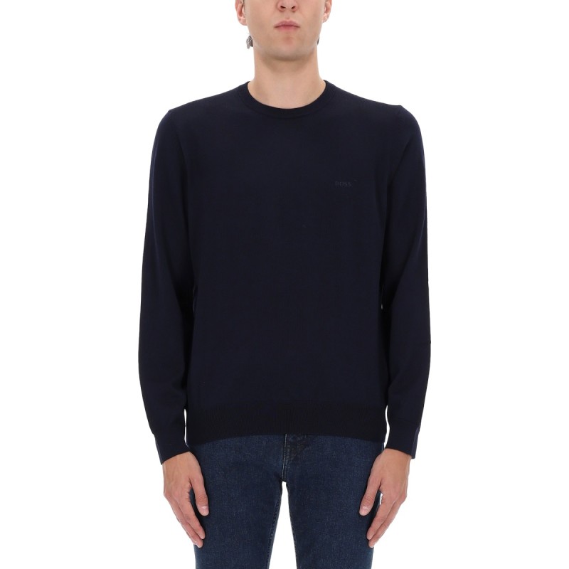 Logo sweater