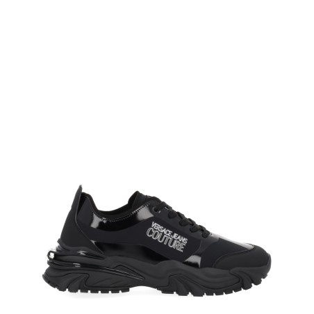 "NEW TRAIL" SNEAKER