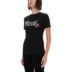 T-SHIRT WITH LOGO