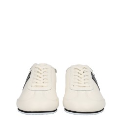 "ASTRA" SNEAKER