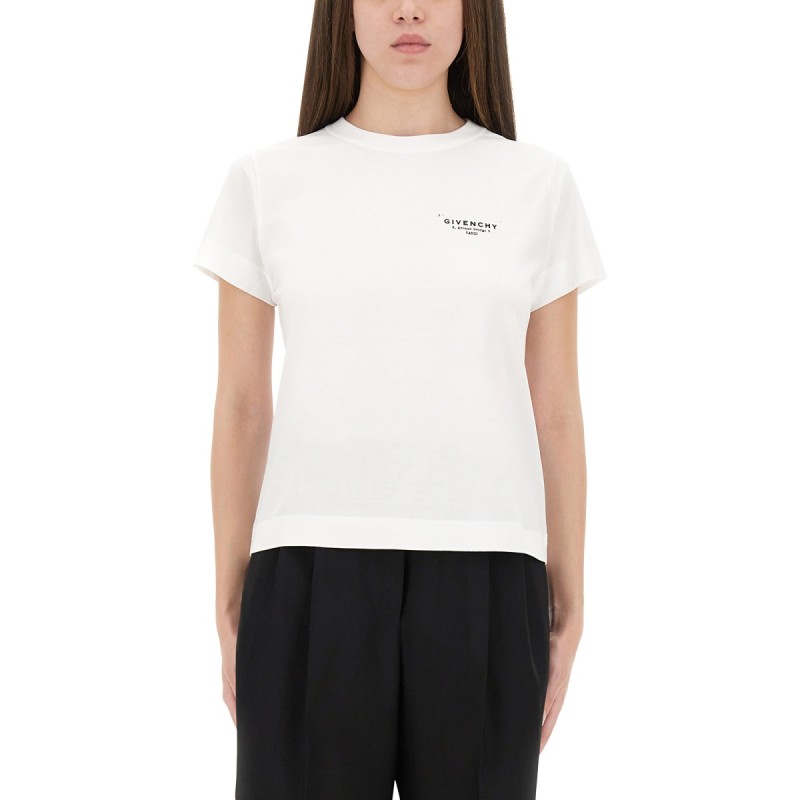 T-SHIRT WITH LOGO