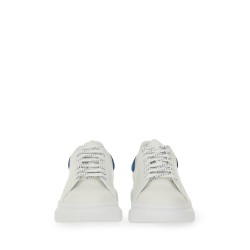OVERSIZED LEATHER SNEAKER