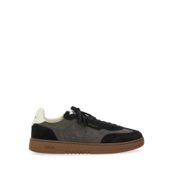 "SAYS T-TOE" SNEAKER