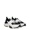 "TRUE ACT" SNEAKER