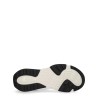 "TRUE ACT" SNEAKER