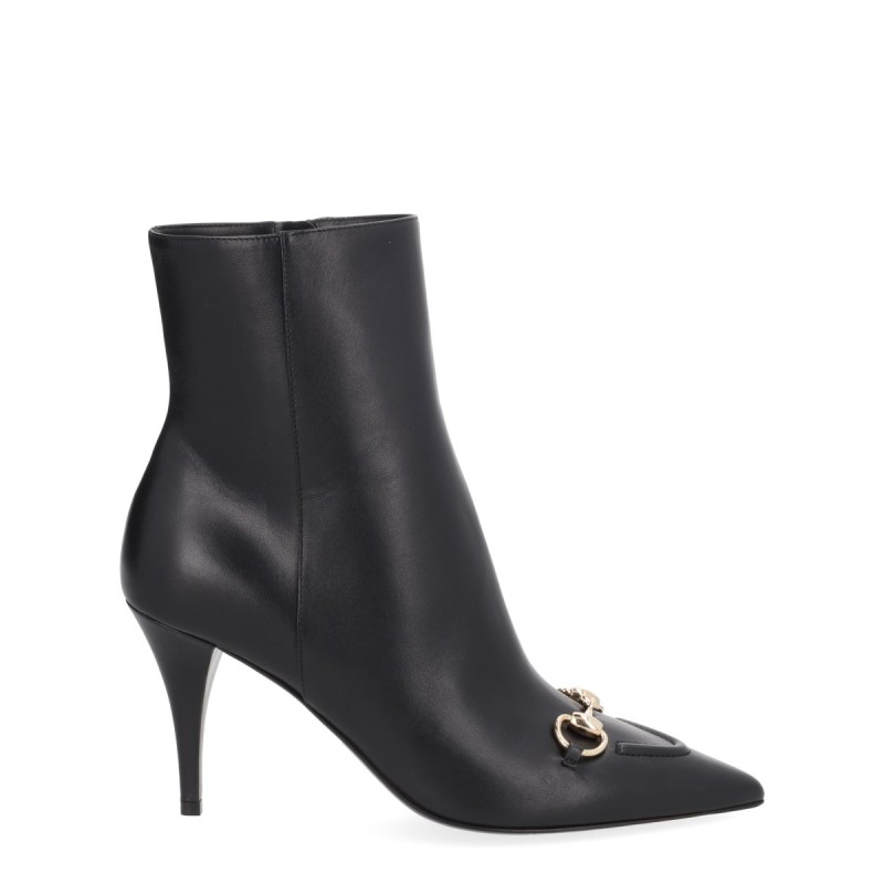 BOOT WITH CLAMP