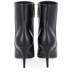 BOOT WITH CLAMP
