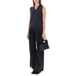 V-NECK VEST