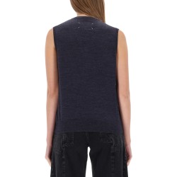 V-NECK VEST