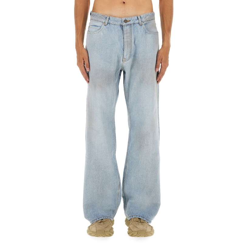 DECONSTRUCTED JEANS