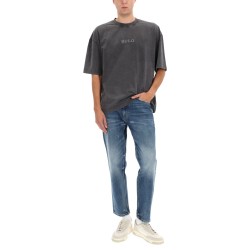 T-SHIRT WITH LOGO