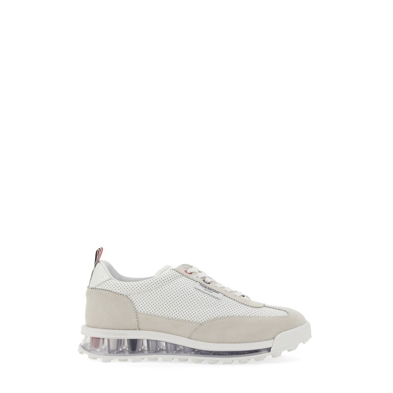 TECH RUNNER SNEAKER