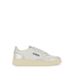 MEDALIST LOW SNEAKER