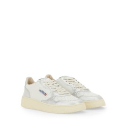 MEDALIST LOW SNEAKER