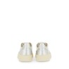 MEDALIST LOW SNEAKER