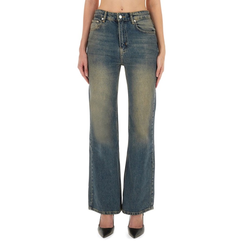 JEANS IN DENIM