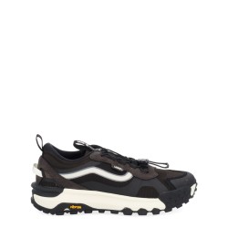 "CROSSPATH XC" SNEAKER