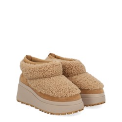 BOOT "OLYMPIA"