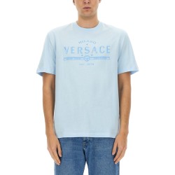 T-SHIRT WITH LOGO