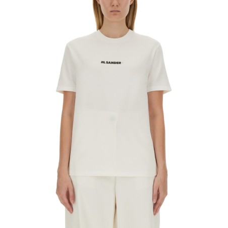 T-SHIRT WITH LOGO