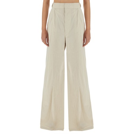 PANTS WITH PLEATS