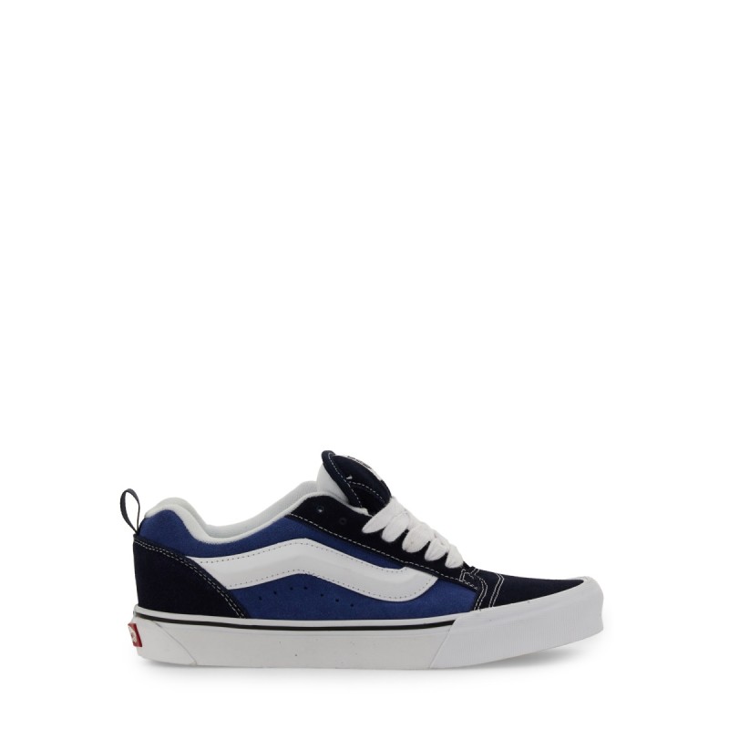 "KNU SKOOL" SNEAKER