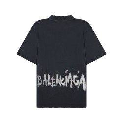 MEDIUM FIT T-SHIRT