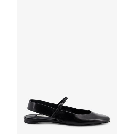 Leather ballerinas