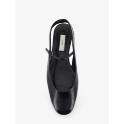 Leather ballerinas