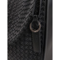 Corriere leather shoulder bag with Intrecciato pattern