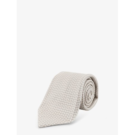 Silk tie