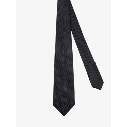 Silk tie