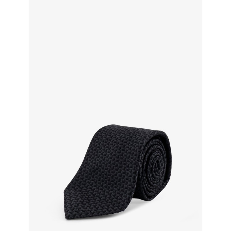 Silk tie