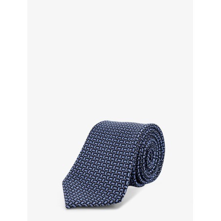 Silk tie