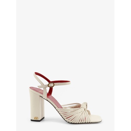 VG Annet leather sandals with metal VLogo