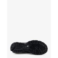 U190631 Gore-tex sneakers with side logo