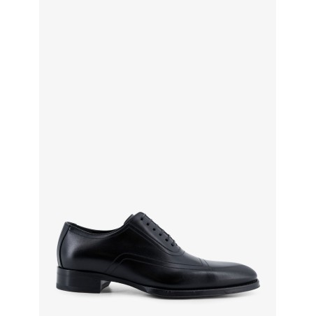 Leather lace-up