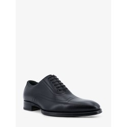 Leather lace-up